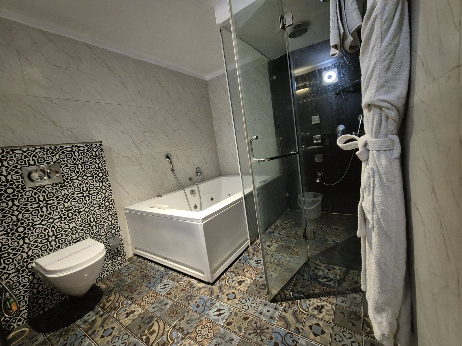 Suite with Jacuzzi